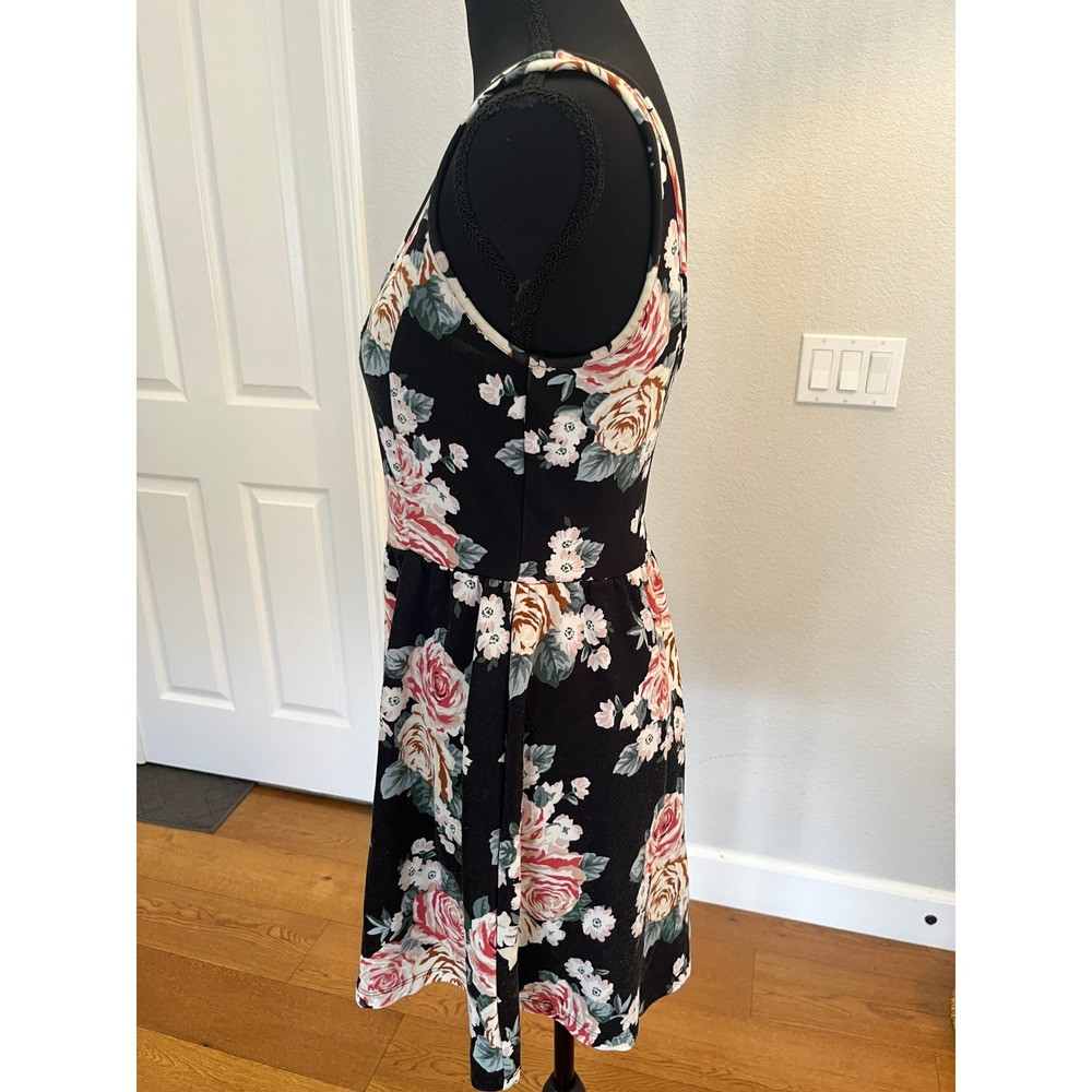Floral Print Skater Mini Dress Black Rose Scoop Neck Sleeveless A Line Size S - Picture 10 of 14